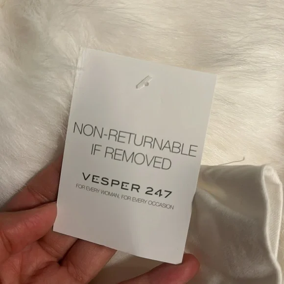 Vesper Vera Ivory Maxi Dress - Picture 3 of 3